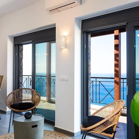 Sea-esta, Adults Only Villa Sellía