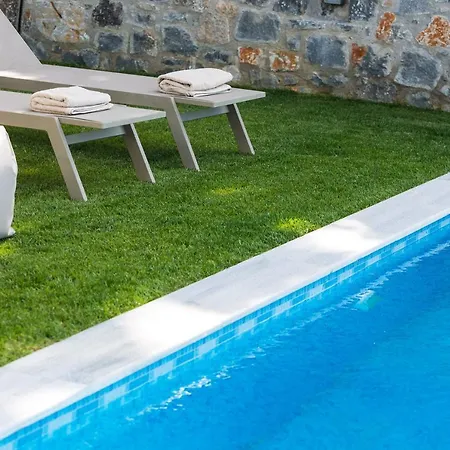 Sea-esta, Adults Only