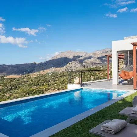 Sea-esta, Adults Only Villa Sellía